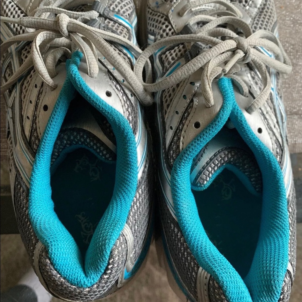 ASICS Shoes With Blue, Silver & White. Women’s 9.